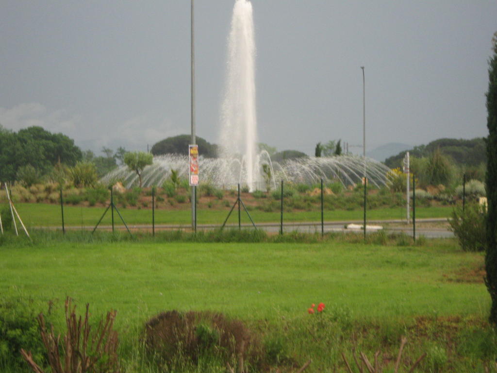 La Fontaine Ξενοδοχείο Vidauban Εξωτερικό φωτογραφία